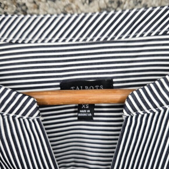Talbots Top Womens XS Black Oversized Striped‎ V Neck Long Sleeve Blouse - Picture 6 of 7